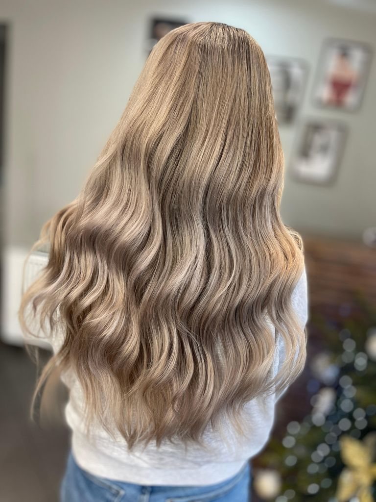 Păr bronde cu bucle, L'Atelier by Denise